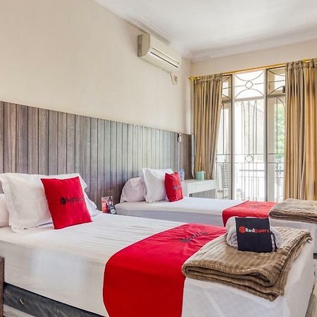 Reddoorz Near Untag Surabaya Hotel Exterior photo